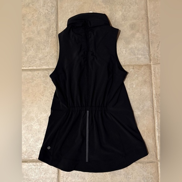 Rare Lululemon Go the Distance Vest Black Size 6 | Retired 2015 Release - Picture 11 of 13